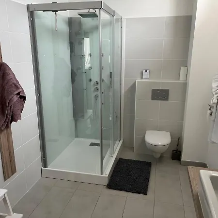 Le Domaine Du Preau Guest house