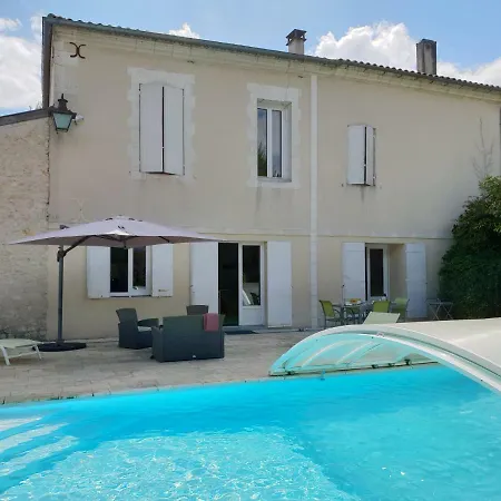 Le Domaine Du Preau Guest house Saint-Palais-de-Negrignac